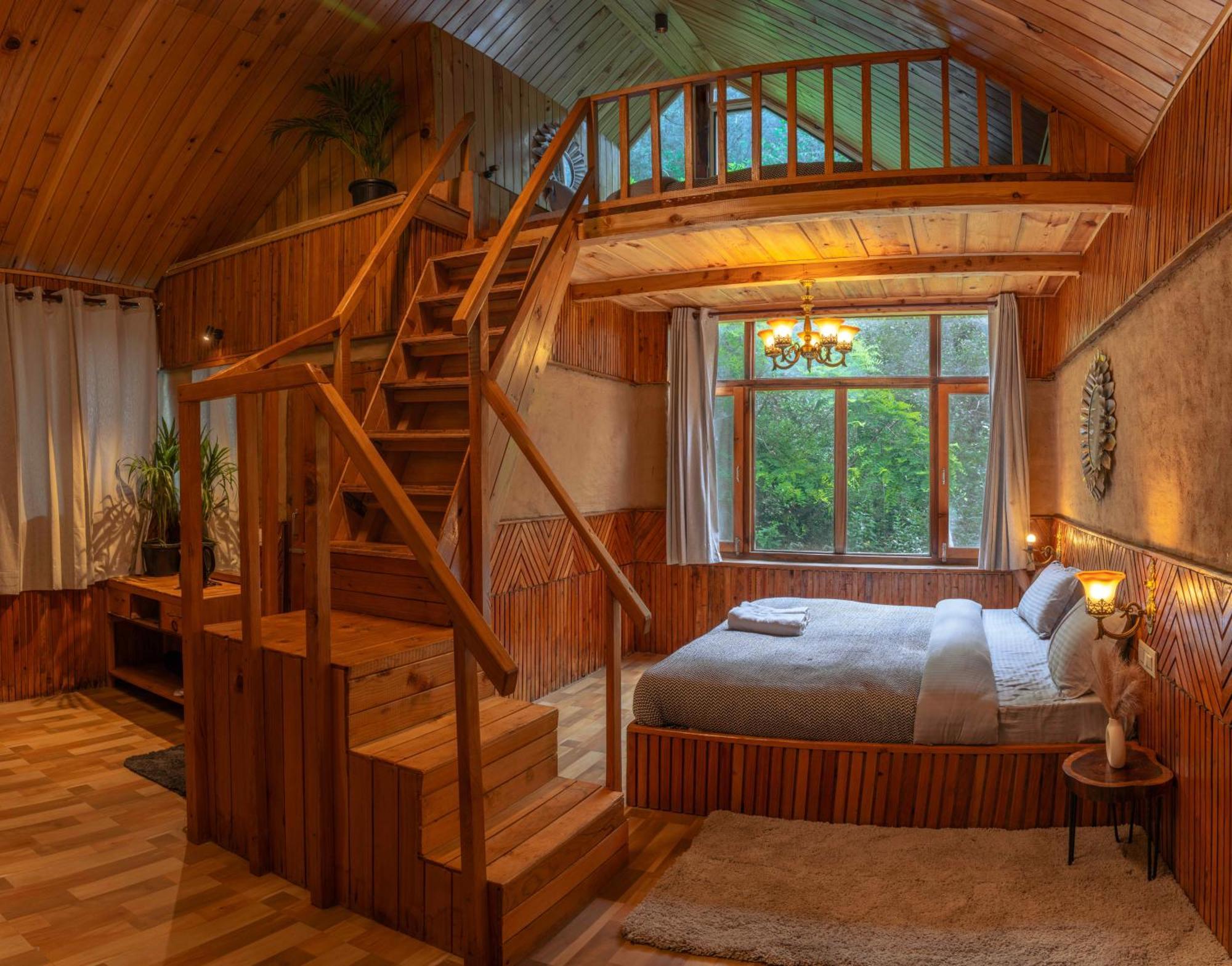 Superior Chalet,1562958964:JPEG